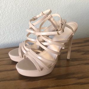 🎉Forever21 Nude Strappy heels!